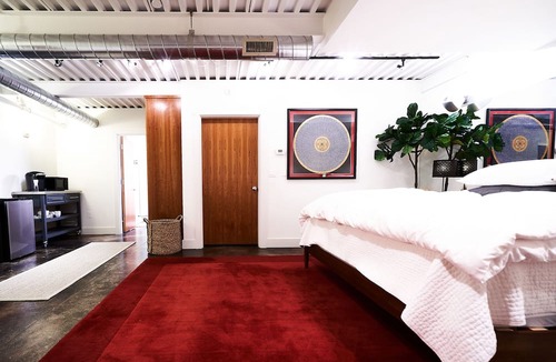 Southern Crossing Apartment | Brick Brownstone Living in the most desired neighborhood in Bend.
