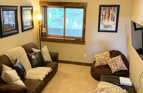 Winter Park House | Private Hot Tub Ski-In/Ski-Out Luxury Townhome Walk to Village Family Favorite