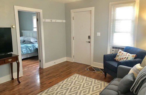 Loveland House | Sweetheart City Guest House - Loveland Colorado (entire home + fenced backyard)
