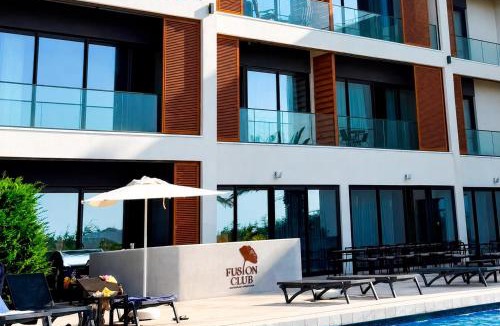 Nardaran Apartment | Seabreeze Baku White Residence Studio, Terrace