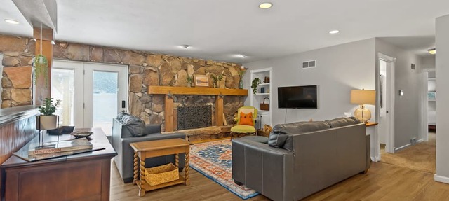 Canyon Hot Tub Retreat in Loveland
