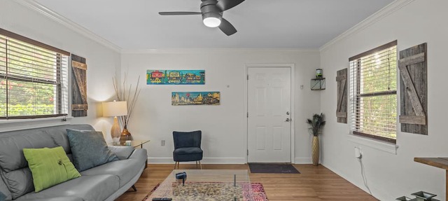 LOCATION! COZY COMFORT 2 BLOCKS FROM PARK AVE W POOL, HOT TUB AND GRILL STATION! in Winter Park