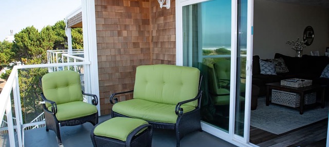 On the Beach! 3 King Beds, Wi-Fi, Luxury Townhome, Rockaway Oasis! in Rockaway Beach