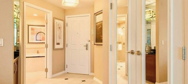 No Resort Fee | Balcony Strip Views, Pools & Parking in Las Vegas