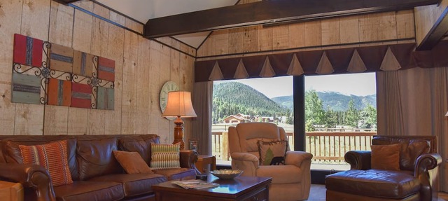 GORGEOUS Home with Mtn Views/Perfect For Families & Groups/Wrap Porch/ATV Pking in Red River