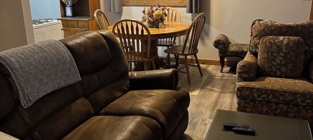 Clean and comfortable bungalow in the heart of Pine City in Pine City
