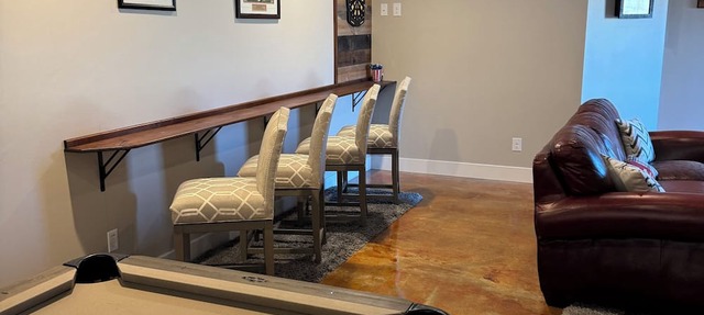 Charming large 2-bedroom basement apartment in serene Lakeville with AC, WiFi, in Lakeville