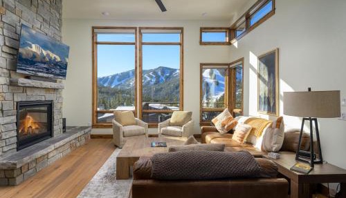 Mountain Villa 502 Next To WP Resort I Private Hot Tub I Great Views I Activity Program in Winter Park