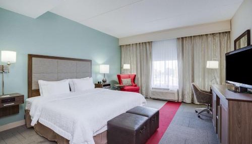 Hampton Inn Middletown in Middletown