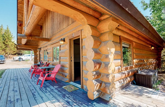 Lakefront Wilderness Resort Deck Internet 