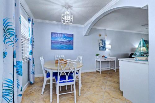 Chateaux Indian Shores 