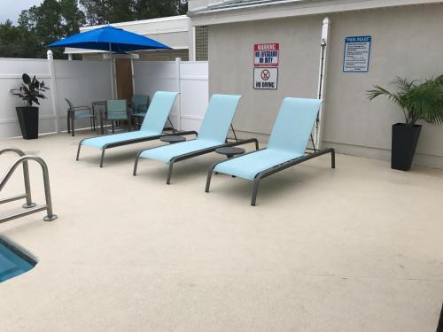 Holiday Inn Express Island Ihg Hotel 